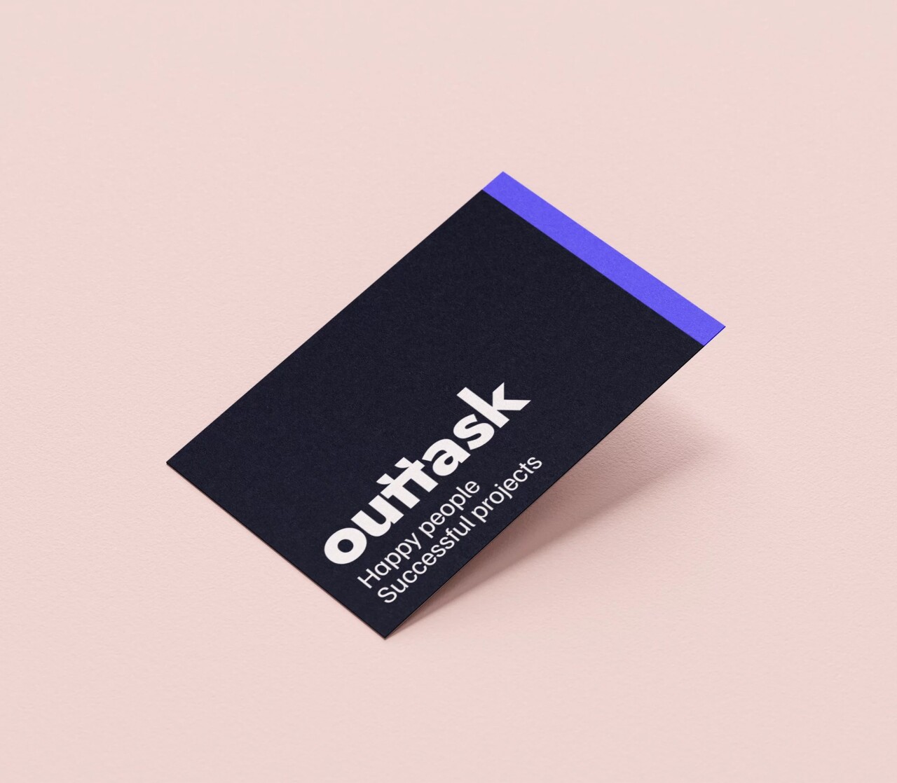 Outtask: merkidentiteit en website door Wardtaal